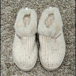 Brand New Skechers Clogs with Fur Lining